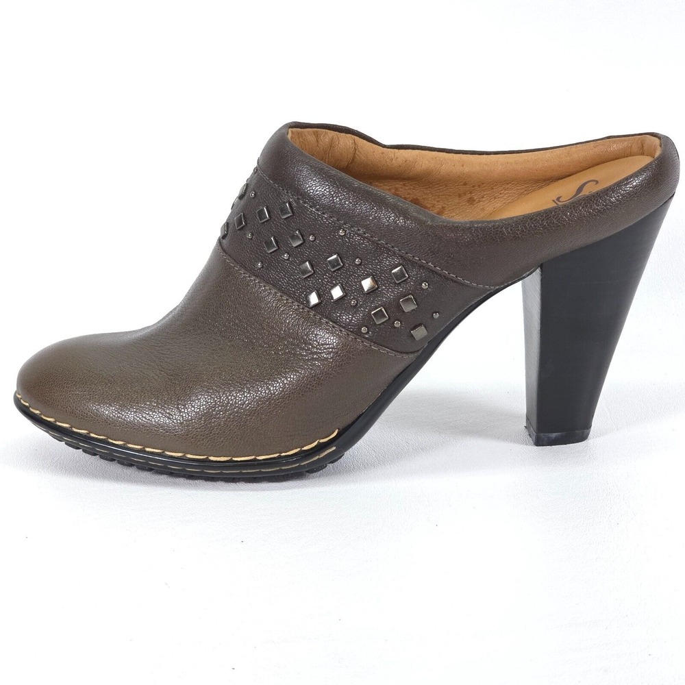 Sofft Studded Mules Women's 10M Soleil Clogs Leather Boho Peasant Slip On Preppy